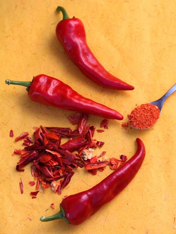 RARE✿ Polish Heirloom Ostra Cyklon Hot Pepper 15 Seeds ●Rich Flavor