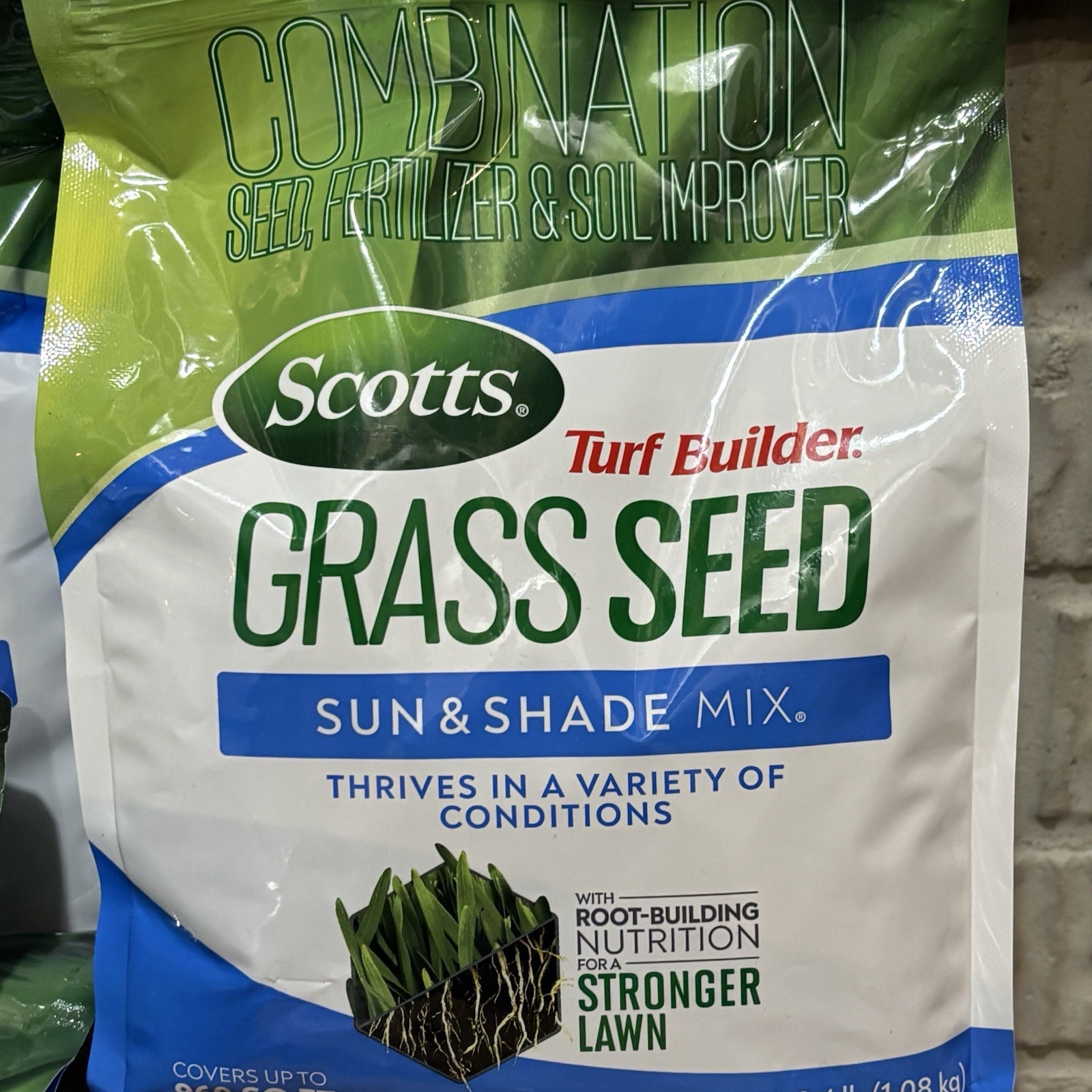 Scotts Turf Builder Grass Seed Sun & Shade Mix 2.4 lb Covers 960 Sq Ft Lot Of 4
