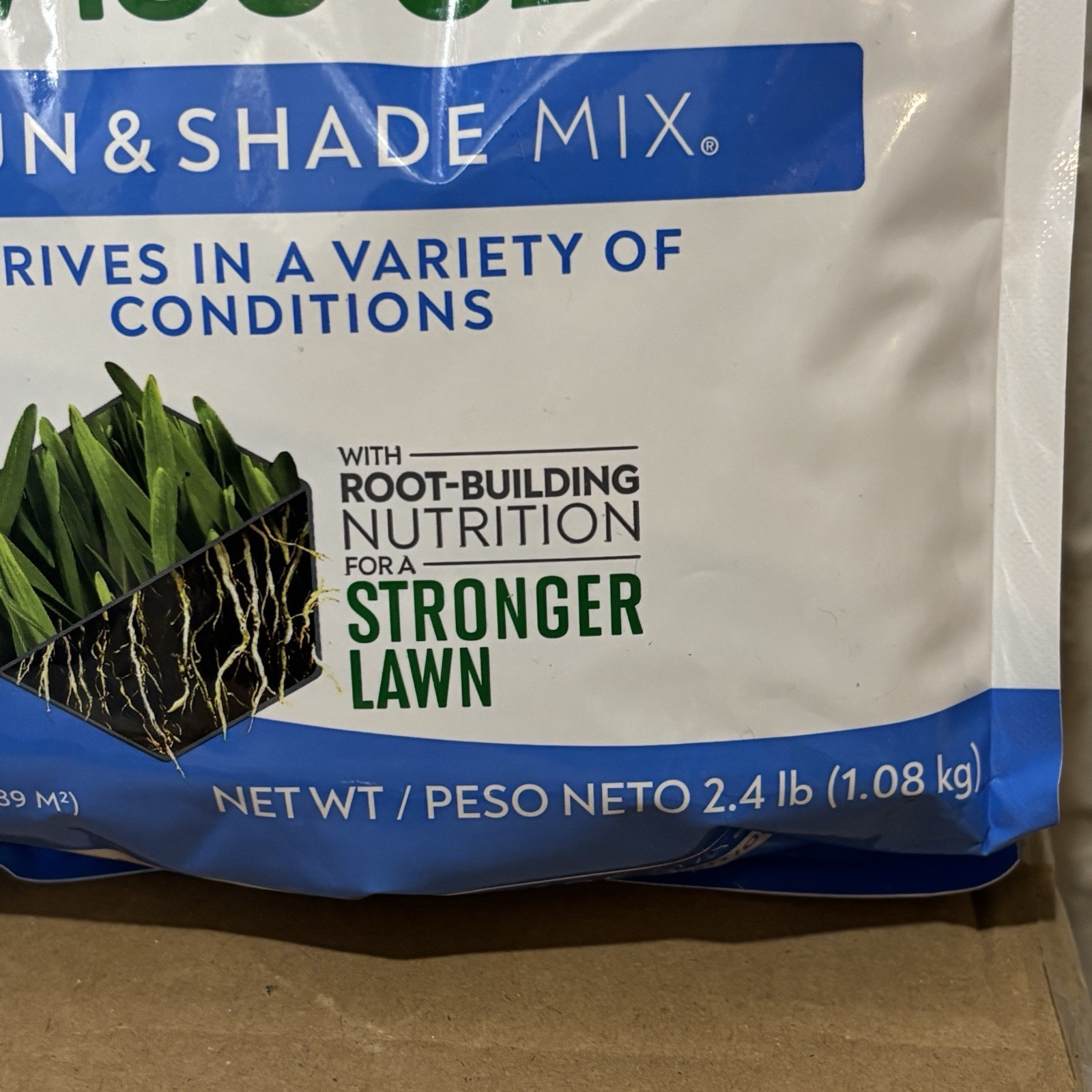 Scotts Turf Builder Grass Seed Sun & Shade Mix 2.4 lb Covers 960 Sq Ft Lot Of 4