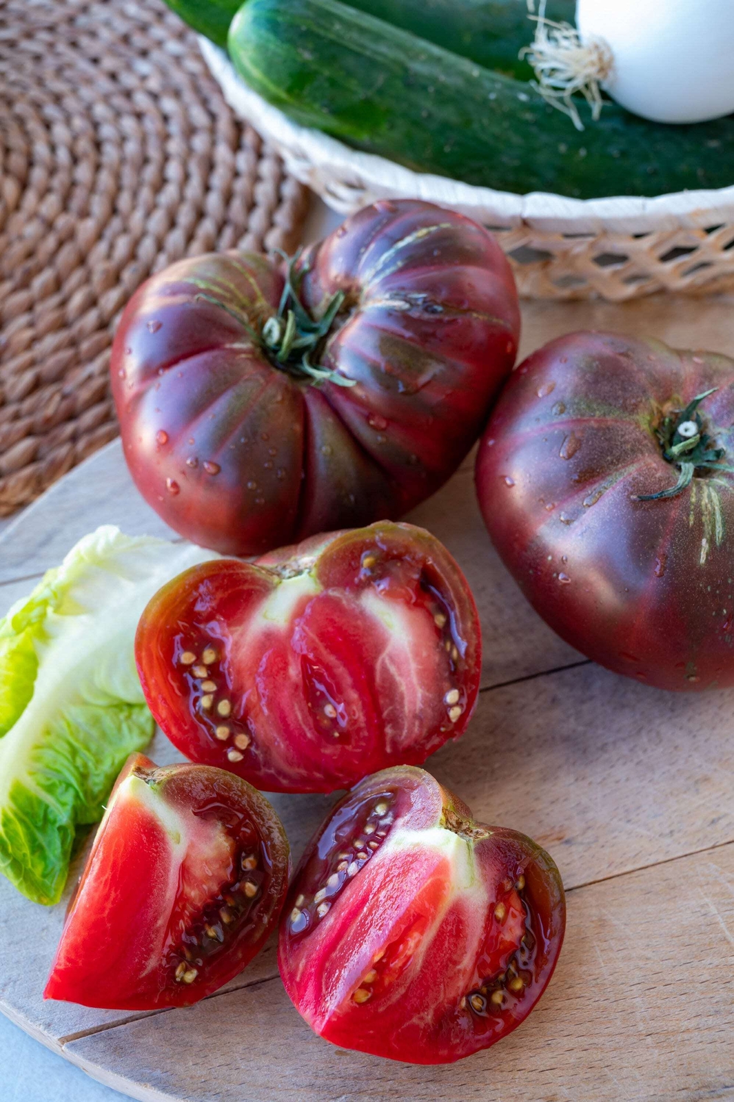 80 BLACK KRIM TOMATO Solanum Lycopersicum Indeterminate Heirloom Beefsteak Seeds