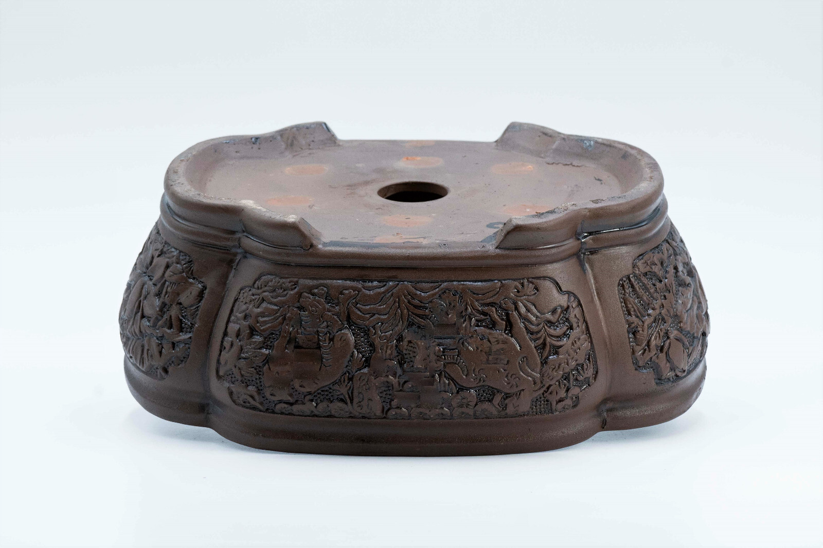 Chinese engraved flower shape pot outside 15.3″ L x 12″W x 5.5″ H