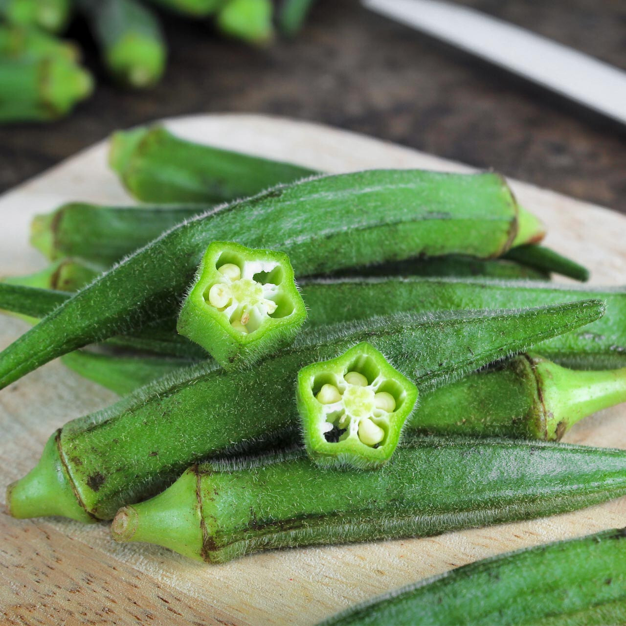 30 EMERALD OKRA SEEDS. NON – GMO. FRESH HARVEST FOR 2024 GARDENS