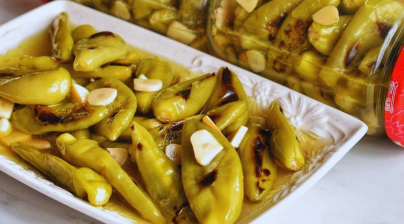 RARE✿ Heirloom Turkish Balik Hot Pepper 15 Seeds ●Great for Pickling