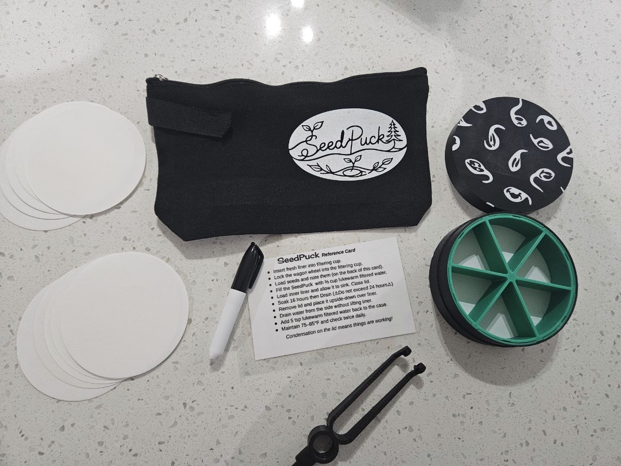 SeedPuck Deluxe Germination Kit – Starter Tool, Pouch, Liners, Tweezers