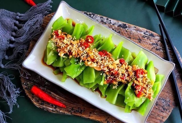 RARE✿ Back in Stock! Heirloom Green Celtuce/Wosun/Asparagus Lettuce 50+ Seeds