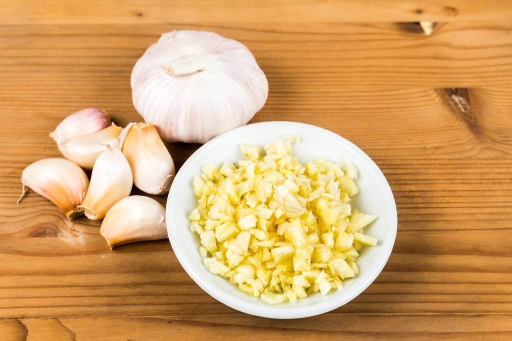 Garlic Seeds for Planting, 100 Organic Non-GMO Garlic Seeds for Planting Outd…