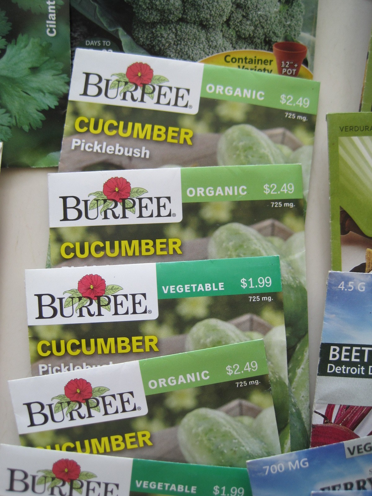 Large Lot 51 Sealed but Expired Vegetable Seeds Beans Greens Herbs Tomatoes ++