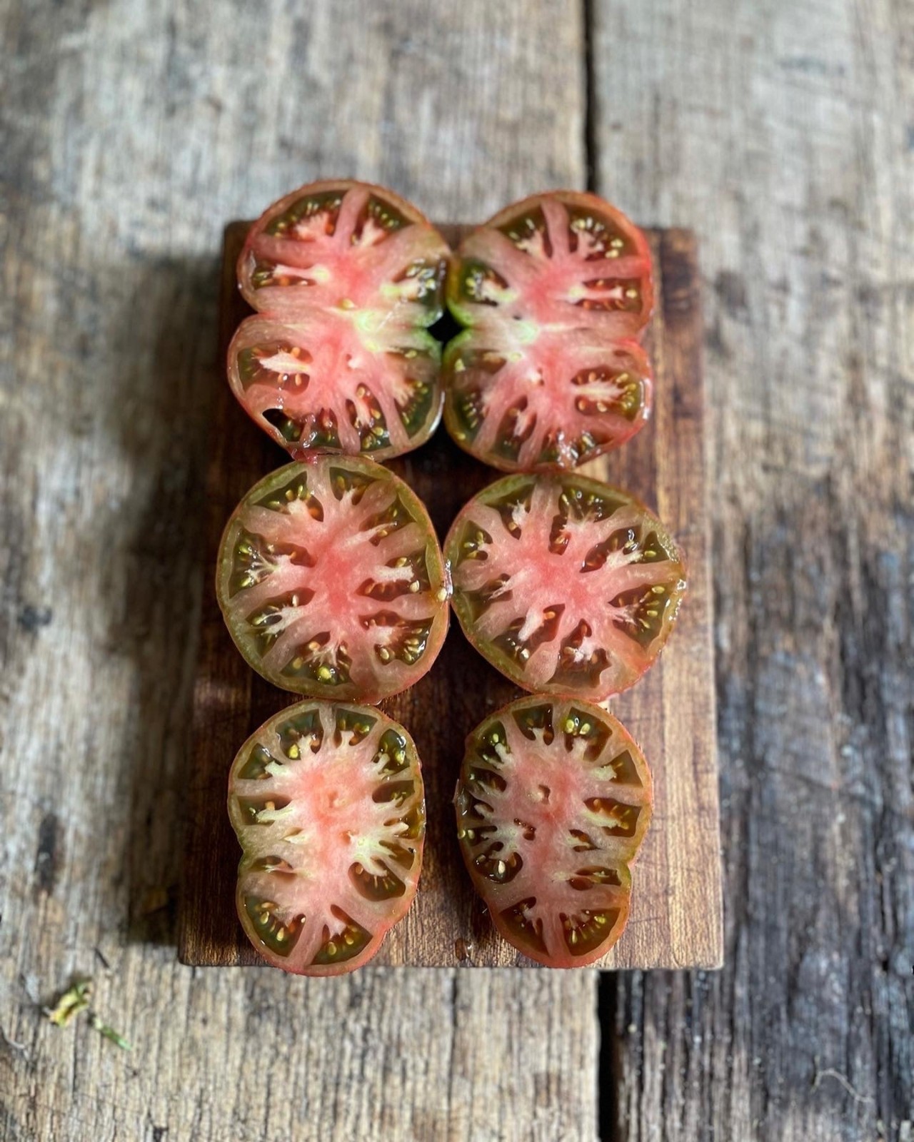 Black Brandywine Tomato Organic, Heirloom. 30 Seeds. Free Shipping!