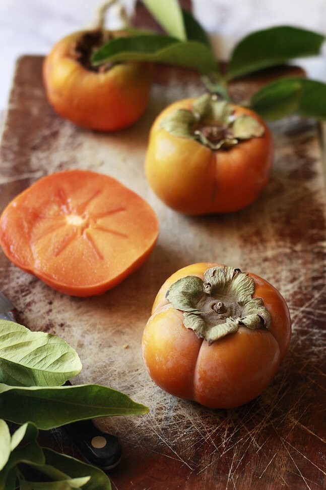 SUPER SWEET RARE FUYU JAPANESE PERSIMMON – 3 cuttings for rooting or grafting
