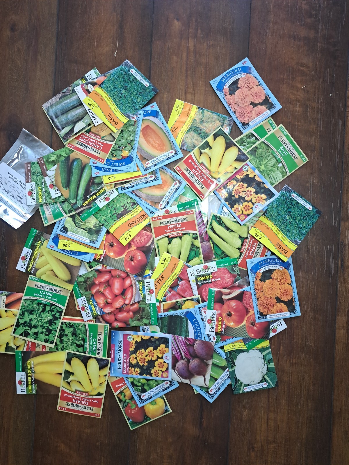 Large Lot of 85 Mixed Vegetable Bean Fruit Flower & Herb Seed Packets 2021-22