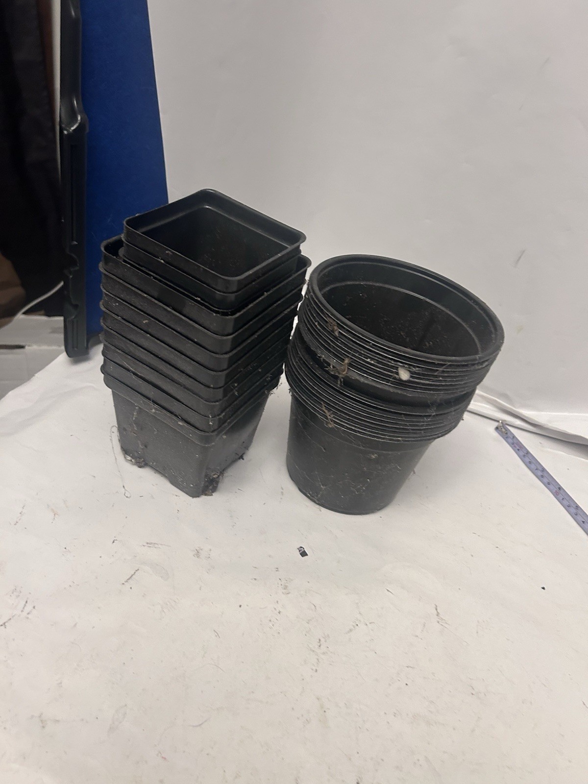 lot of plastic various size/shape potting plants