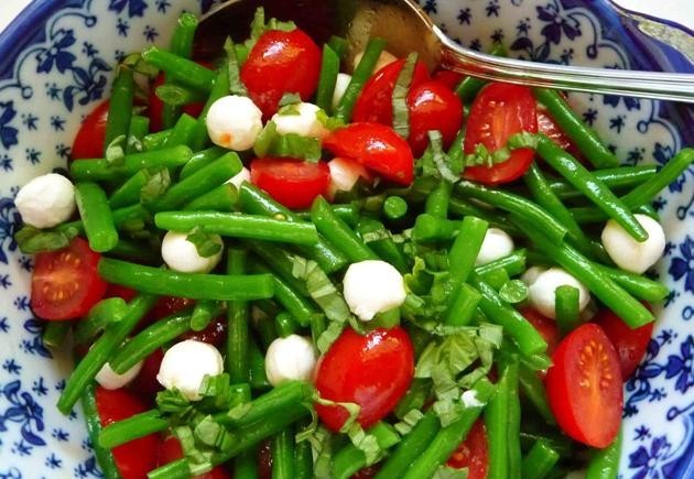 KENTUCKY WONDER POLE Bean Seeds, Heirloom Seeds – NON GMO, A kitchen favorite.