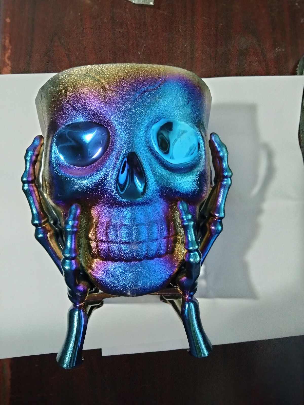 SKULL PLANTER PURPLE, GOLD, BLUE, GREEN, YELLOW HUED PRISM. 6X6X7 APPROX- NEW #1