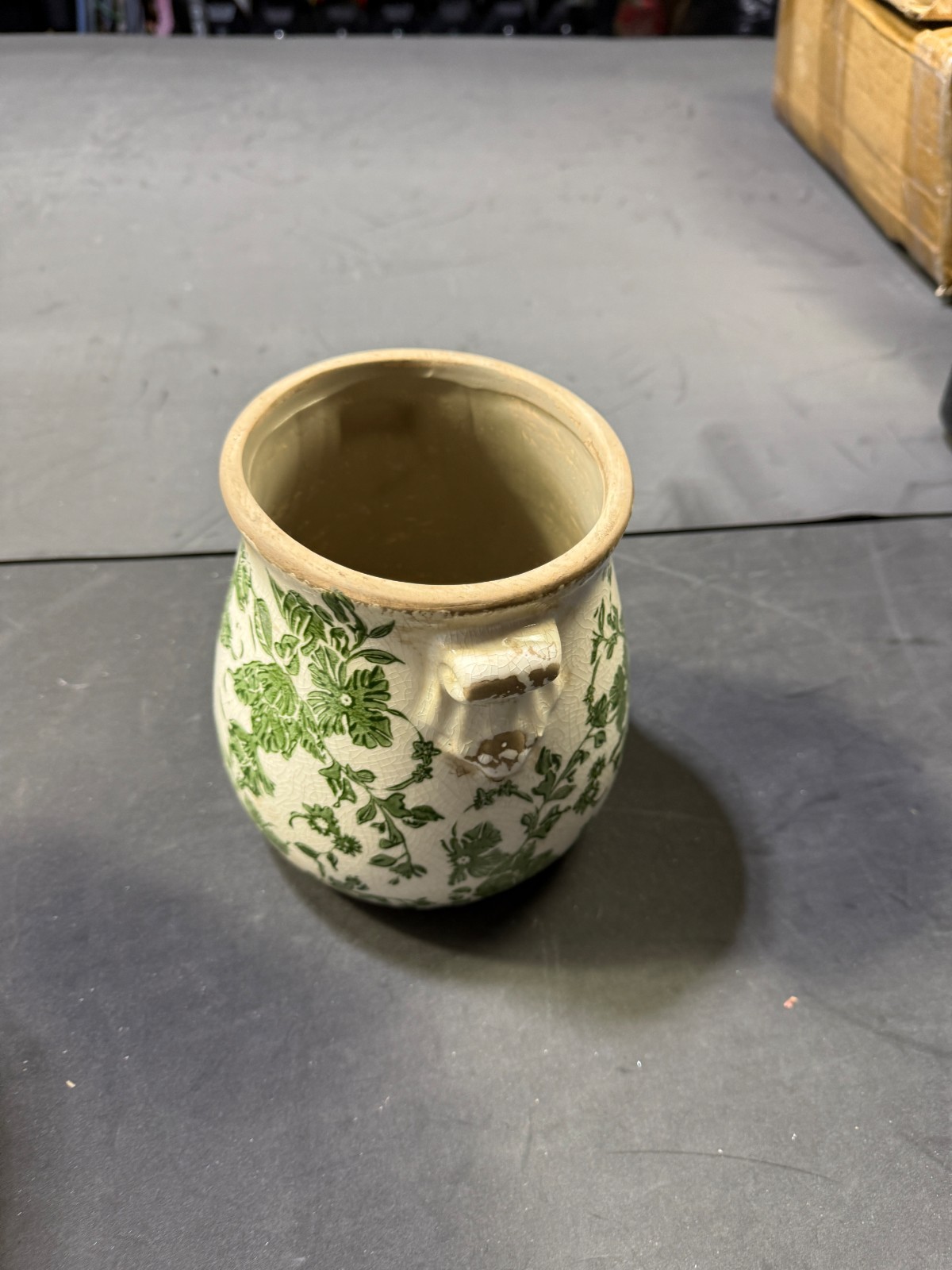 Ninehaoou 6.5″ Large Ceramic Plant Pot Beige Green Vintage Floral Crackle Glaze