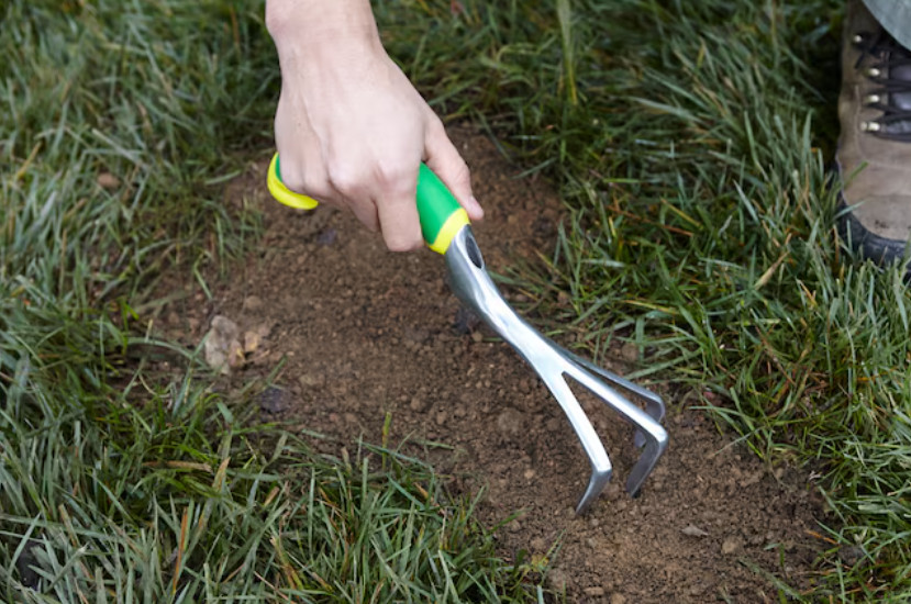 Scotts EZ Seed Patch & Repair Bermuda Grass 20 lbs. Covers up to 445 sq. ft.