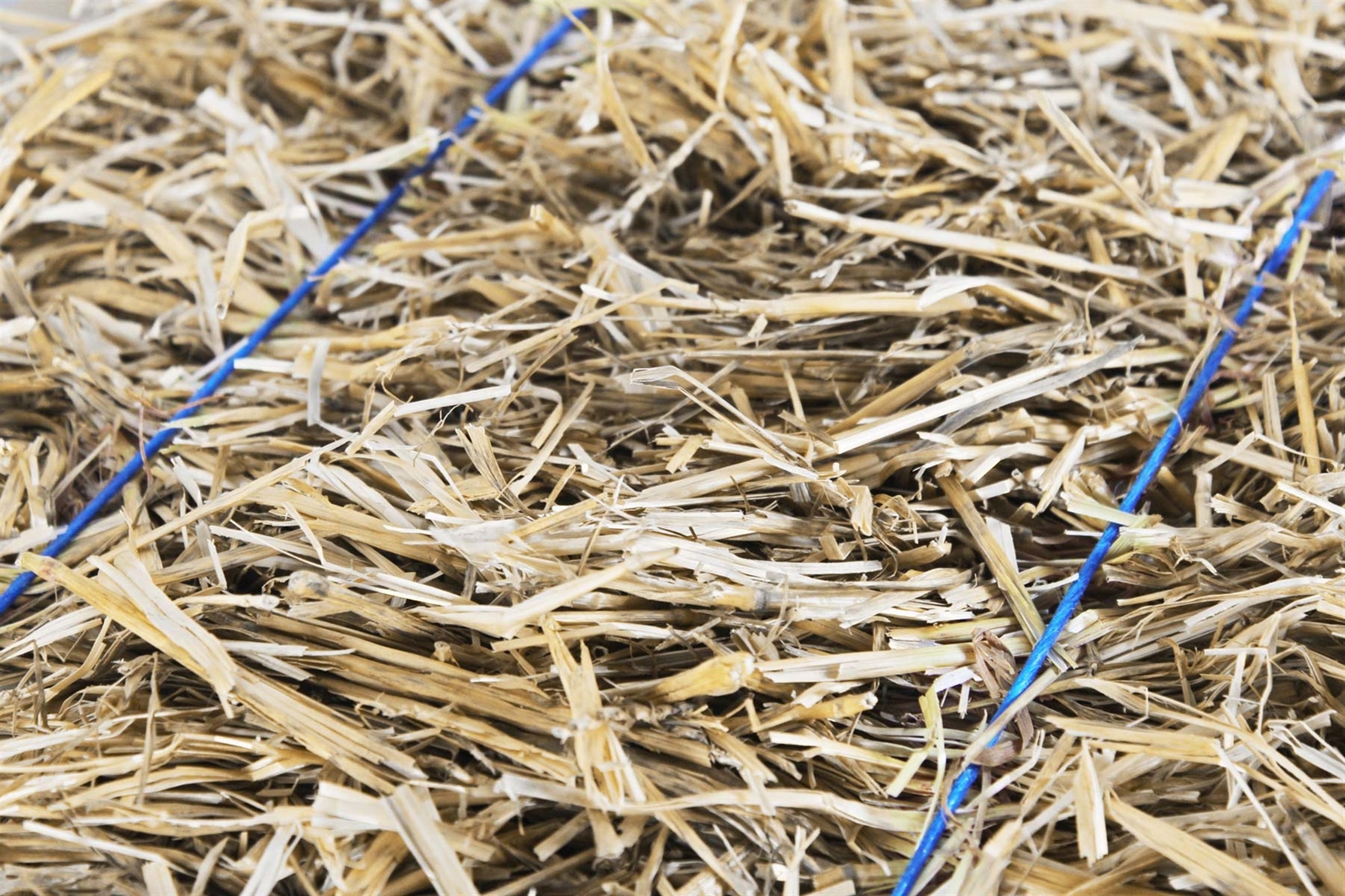 Garden Elements Straw Bale by Shady Creek Farm, Multi-Use for Farm & Home,30-36″