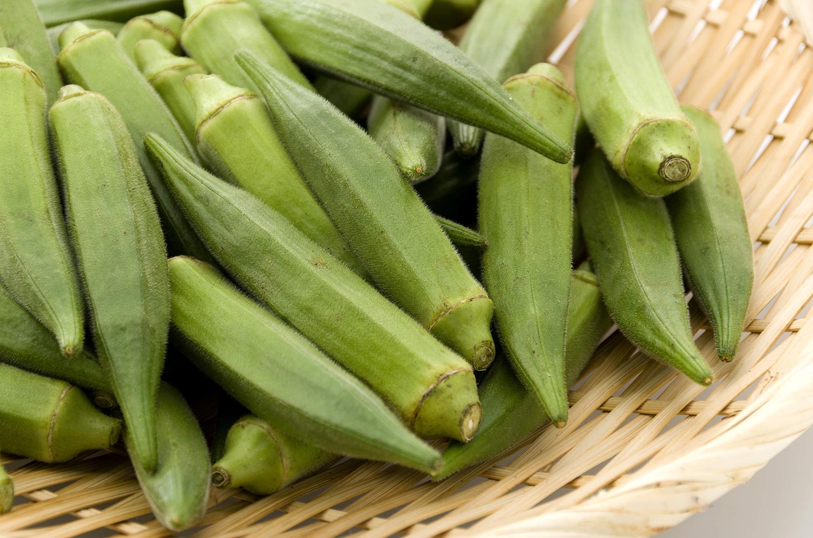 Spineless Okra Seeds 250 Seeds – Made in USA, Ships from Iowa.