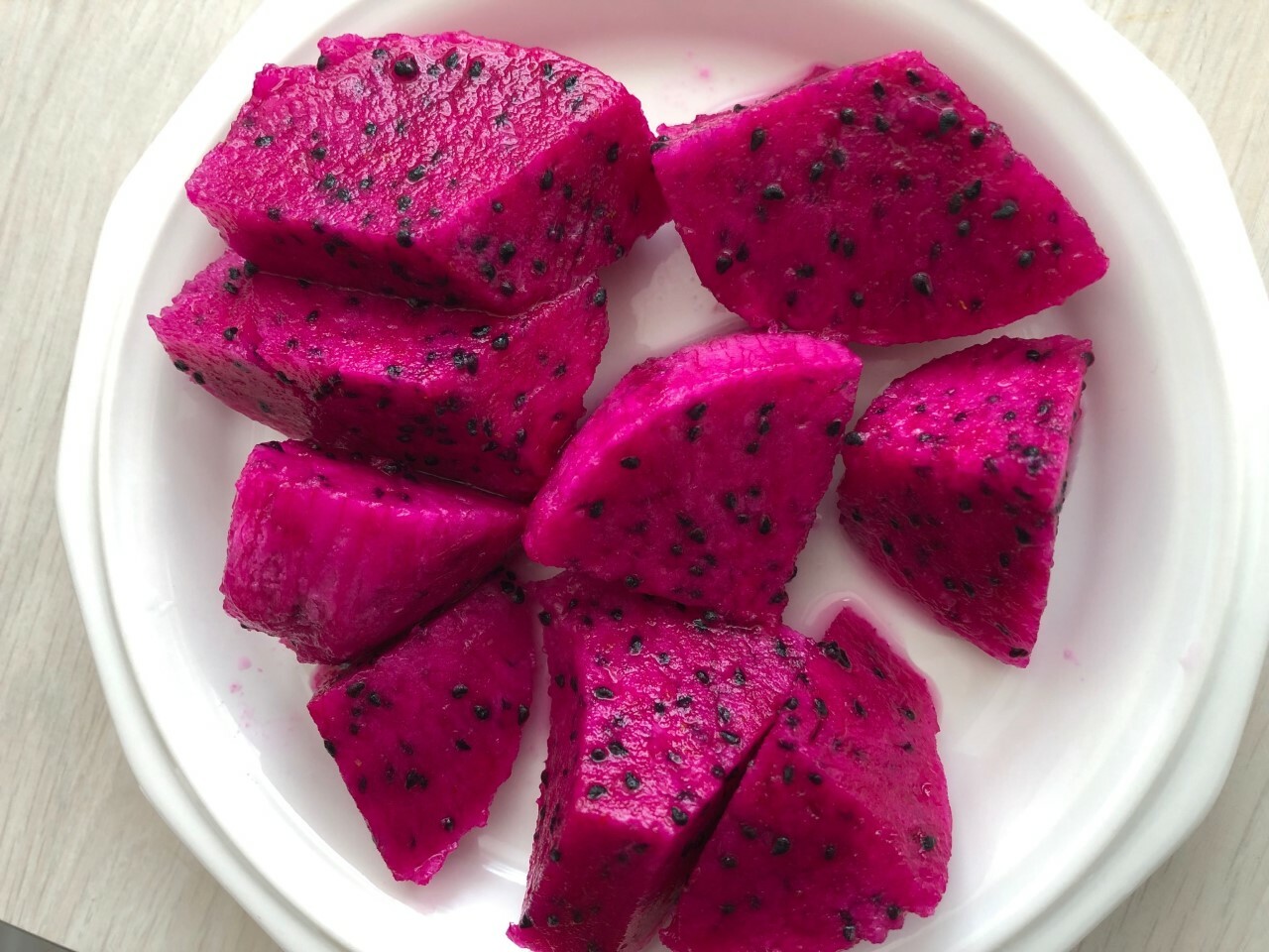 Red Dragon Fruit 2 Cutting 9-14″. Purple Haze